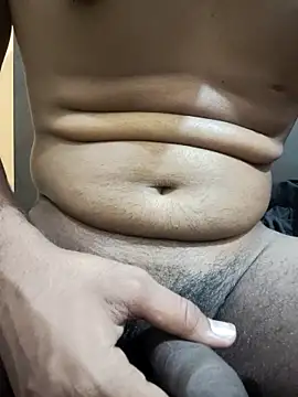 Snapshot of fueyyvvirub chatting on 03/14/26, 05:18 fueyyvvirub online show from 03/14/26, 05:18