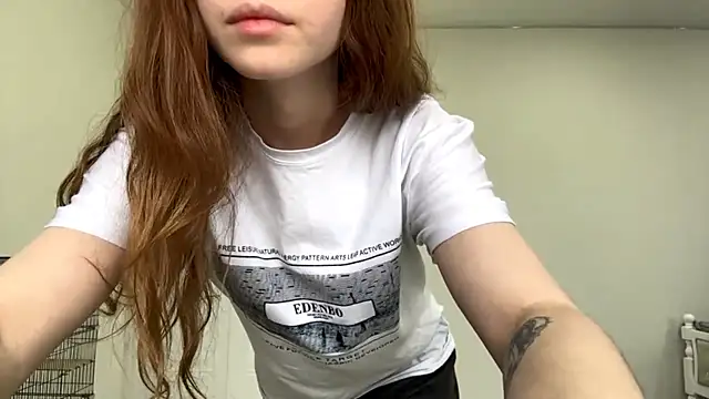 EhtelBiondi online show from 10/24/25, 08:33