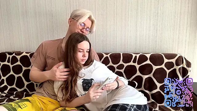 EhtelBiondi online show from 04/03/26, 08:34