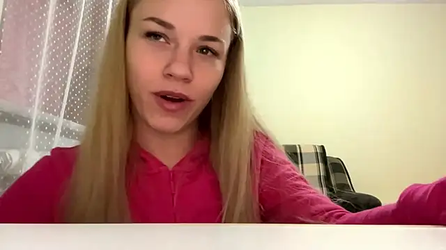 Snapshot of MagenKant chatting on 12/22/25, 10:18 MagenKant online show from 12/22/25, 10:18