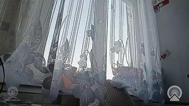 Snapshot of Melorini chatting on 02/04/26, 02:50 Melorini online show from 02/04/26, 02:50