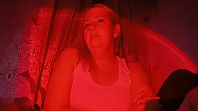 Snapshot of Melorini chatting on 02/08/26, 05:16 Melorini online show from 02/08/26, 05:16