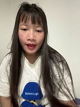 TrangNemo online show from 11/23/25, 12:32