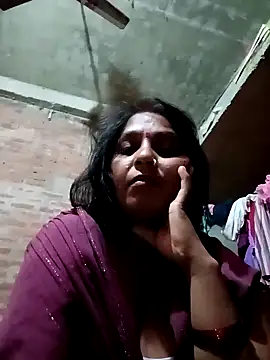 Snapshot of Puja_bhabhi_hot chatting on 10/08/25, 04:54 Puja bhabhi hot online show from 10/08/25, 04:54