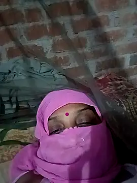 Snapshot of Puja_bhabhi_hot chatting on 10/08/25, 05:54 Puja bhabhi hot online show from 10/08/25, 05:54