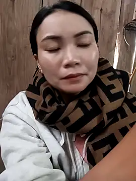 kun-love online show from 11/14/25, 02:32