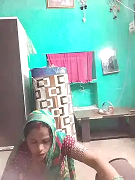 Hot eras36 online show from 10/10/25, 05:34