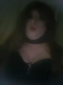 Snapshot of seinerenehot chatting on 12/19/25, 09:11 seinerenehot online show from 12/19/25, 09:11