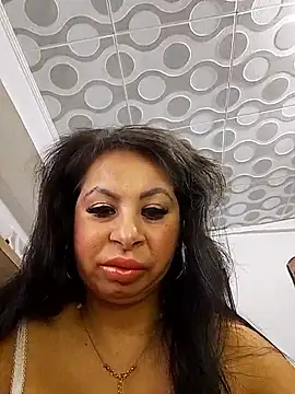 Snapshot of sonya_wet chatting on 10/21/25, 03:07 sonya wet online show from 10/21/25, 03:07