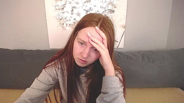 Snapshot of Evarey_ chatting on 10/11/25, 04:33 Evarey online show from 10/11/25, 04:33