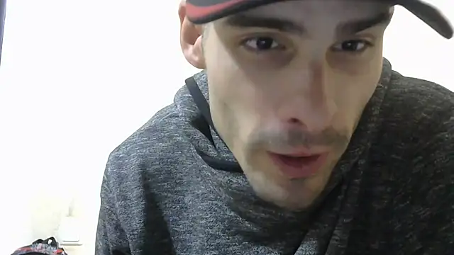 Snapshot of MakabulaAndrey chatting on 11/07/25, 09:31 MakabulaAndrey online show from 11/07/25, 09:31