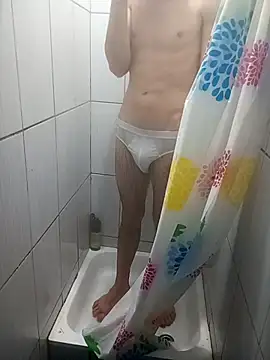 Snapshot of MakabulaAndrey chatting on 11/26/25, 12:28 MakabulaAndrey online show from 11/26/25, 12:28