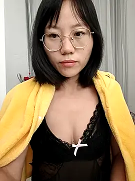 Snapshot of nini10052025 chatting on 11/01/25, 07:38 nini10052025 online show from 11/01/25, 07:38