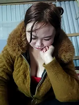 Snapshot of pi-pi-00 chatting on 11/14/25, 12:53 pi-pi-00 online show from 11/14/25, 12:53