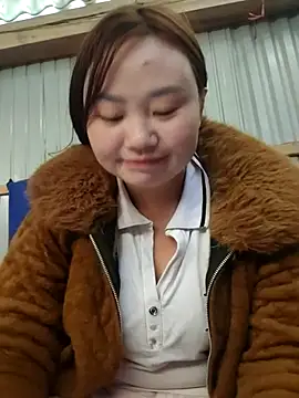 Snapshot of pi-pi-00 chatting on 11/25/25, 04:56 pi-pi-00 online show from 11/25/25, 04:56