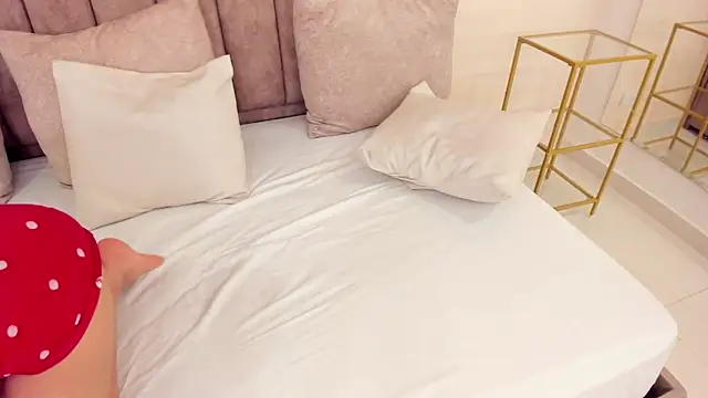 eva caos online show from 11/26/25, 07:09