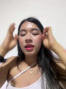 emi star online show from 10/13/25, 10:32