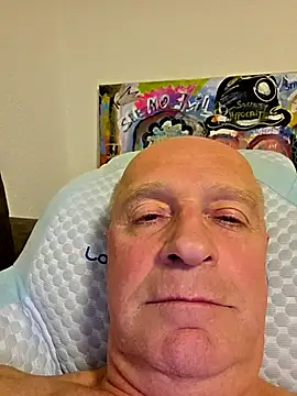 Snapshot of rudy-kralik chatting on 02/24/26, 09:57 rudy-kralik online show from 02/24/26, 09:57