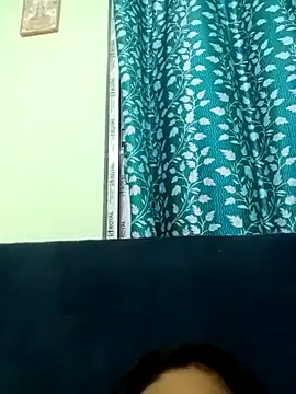 Snapshot of lovely_simran chatting on 11/04/25, 04:17 lovely simran online show from 11/04/25, 04:17