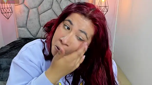 Addyy 02 online show from 03/31/26, 07:14