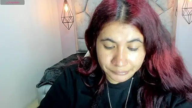 Addyy 02 online show from 04/18/26, 07:29