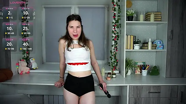 Snapshot of AmmieGerber chatting on 11/18/25, 01:33 AmmieGerber online show from 11/18/25, 01:33