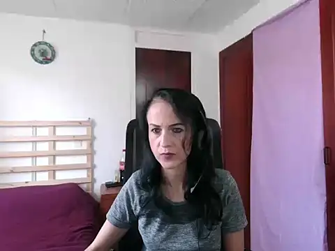 rose more   online show from 12/16/25, 02:22