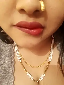 Beauty Queen Soniya online show from 01/15/26, 12:43