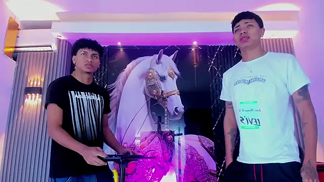 Snapshot of _Gods_of_Olympus_ chatting on 12/14/25, 04:29 Gods of Olympus online show from 12/14/25, 04:29