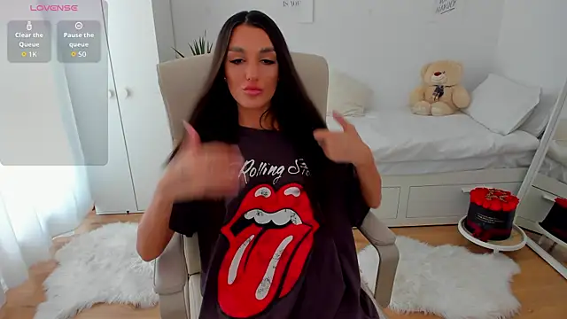 bubbledoll77 online show from 04/18/26, 09:46