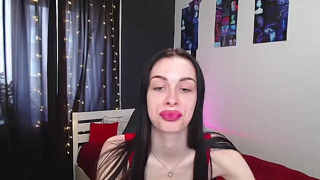ariel is on vacation online show from 10/10/25, 10:14