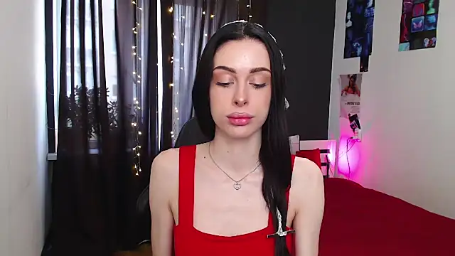 ariel is on vacation online show from 10/22/25, 09:31