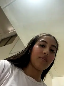 Snapshot of Luna_star3 chatting on 12/02/25, 06:58 Luna star3 online show from 12/02/25, 06:58