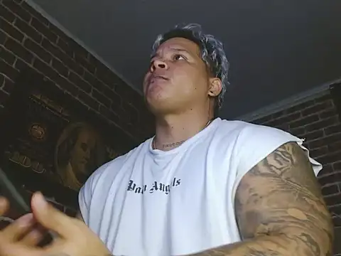 jordan bigcock  online show from 10/12/25, 02:21