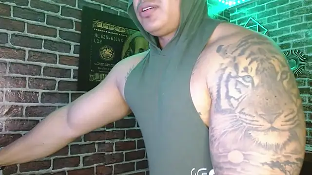 jordan bigcock  online show from 01/06/26, 05:33