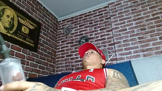 Snapshot of jordan_bigcock_ chatting on 07/15/26, 10:15 jordan bigcock online show from 07/15/26, 10:15