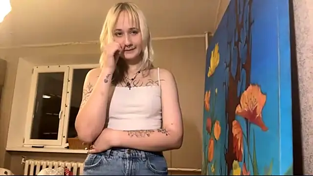 Snapshot of Ulemonala_Cute chatting on 10/08/25, 05:43 Ulemonala Cute online show from 10/08/25, 05:43