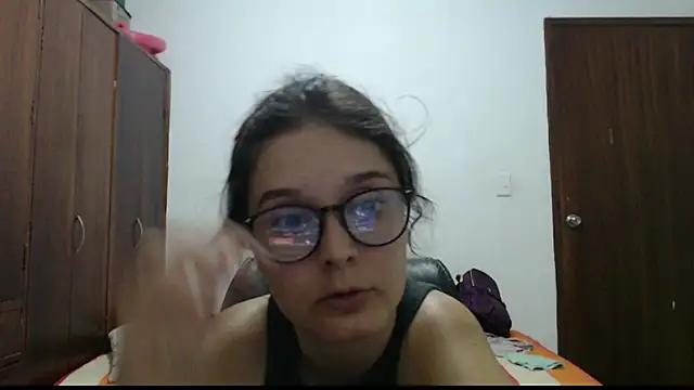 CarlaLorez online show from 07/08/26, 11:42