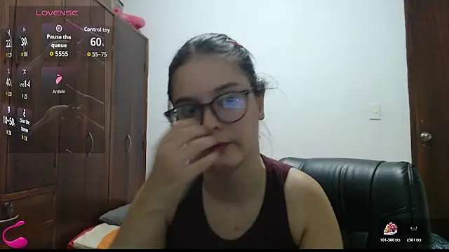 CarlaLorez online show from 07/29/26, 09:13
