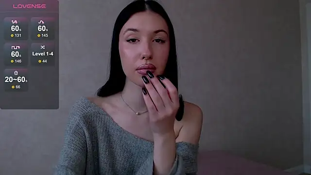 Snapshot of Isabella_Fontana chatting on 10/13/25, 07:52 Isabella Fontana online show from 10/13/25, 07:52