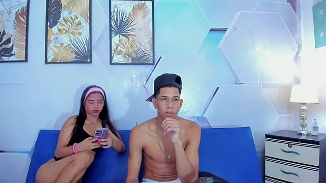 Little nicoll online show from 10/26/25, 11:42