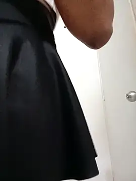 Nelsareth online show from 04/15/26, 02:51