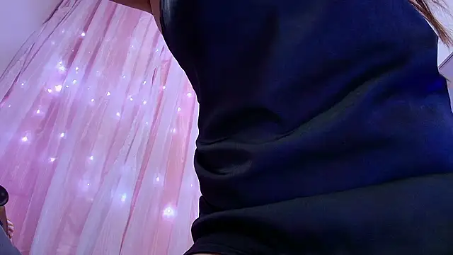 Snapshot of grace_sw chatting on 01/15/26, 01:05 grace sw online show from 01/15/26, 01:05