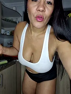 karla-bruni online show from 01/14/26, 10:10