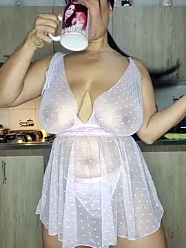 karla-bruni online show from 02/04/26, 10:10