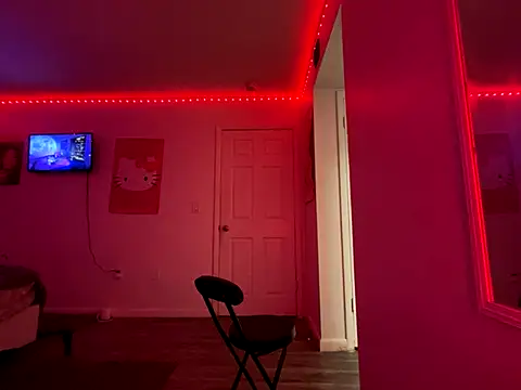 Snapshot of twerkaholic120 chatting on 10/14/25, 02:12 twerkaholic120 online show from 10/14/25, 02:12