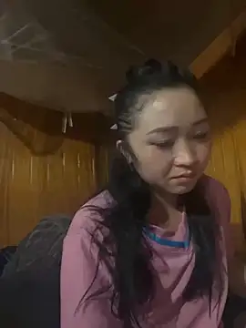 Snapshot of miemie-xx chatting on 11/07/25, 02:22 miemie-xx online show from 11/07/25, 02:22