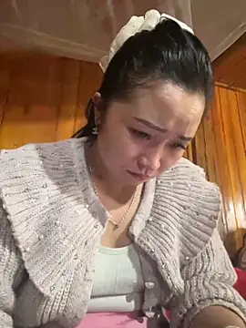 Snapshot of miemie-xx chatting on 11/08/25, 02:23 miemie-xx online show from 11/08/25, 02:23