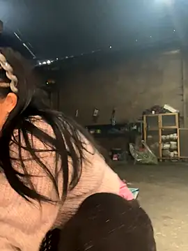 Snapshot of miemie-xx chatting on 11/20/25, 01:06 miemie-xx online show from 11/20/25, 01:06