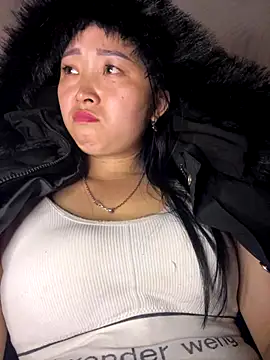 Snapshot of miemie-xx chatting on 11/20/25, 01:11 miemie-xx online show from 11/20/25, 01:11